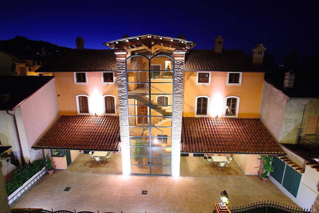 Residenze L'Uncinaia Holiday House Perugia Cameră foto