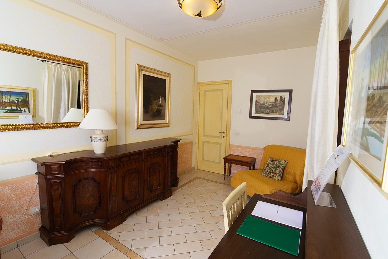 Residenze L'Uncinaia Holiday House Perugia Exterior foto