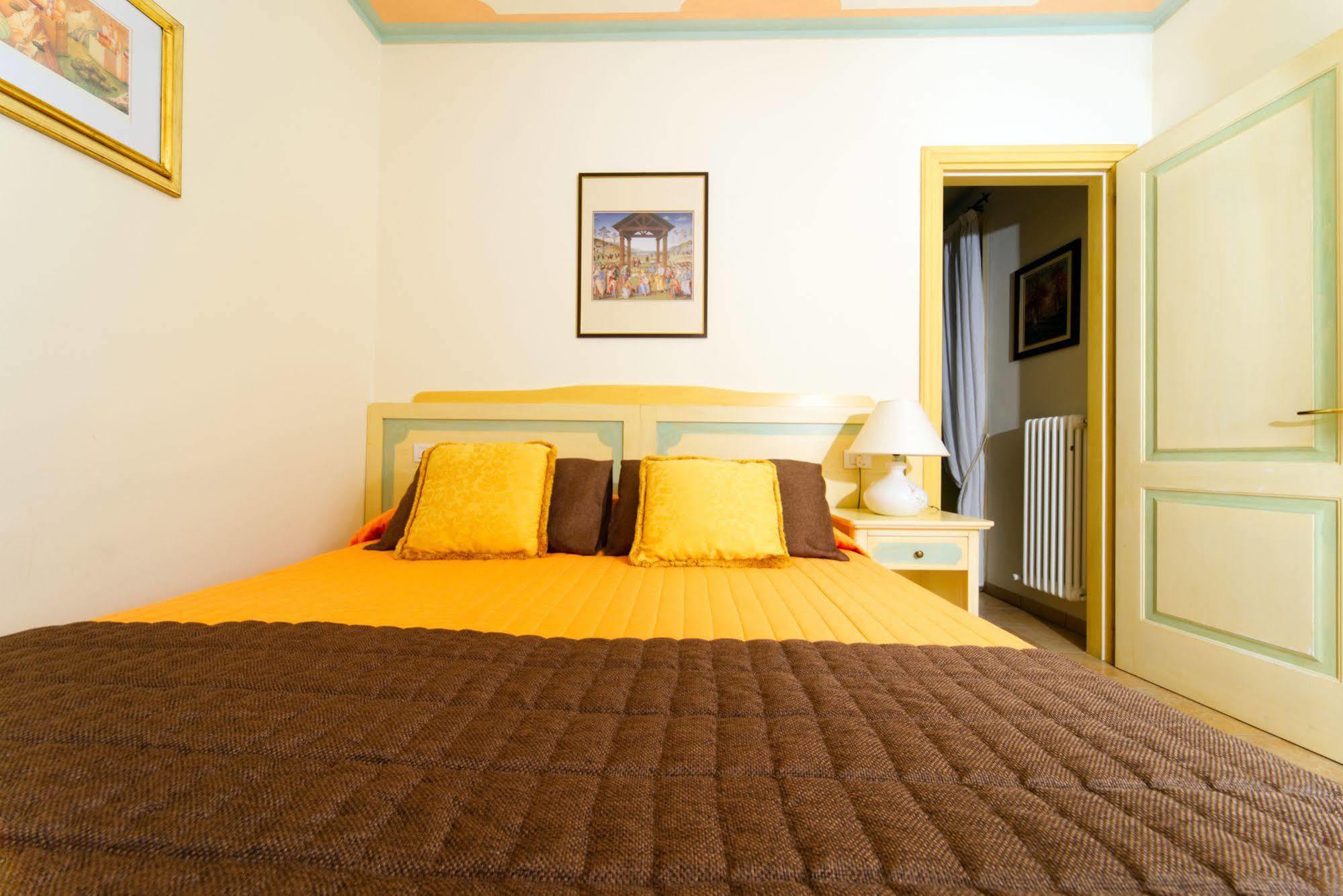 Residenze L'Uncinaia Holiday House Perugia Exterior foto